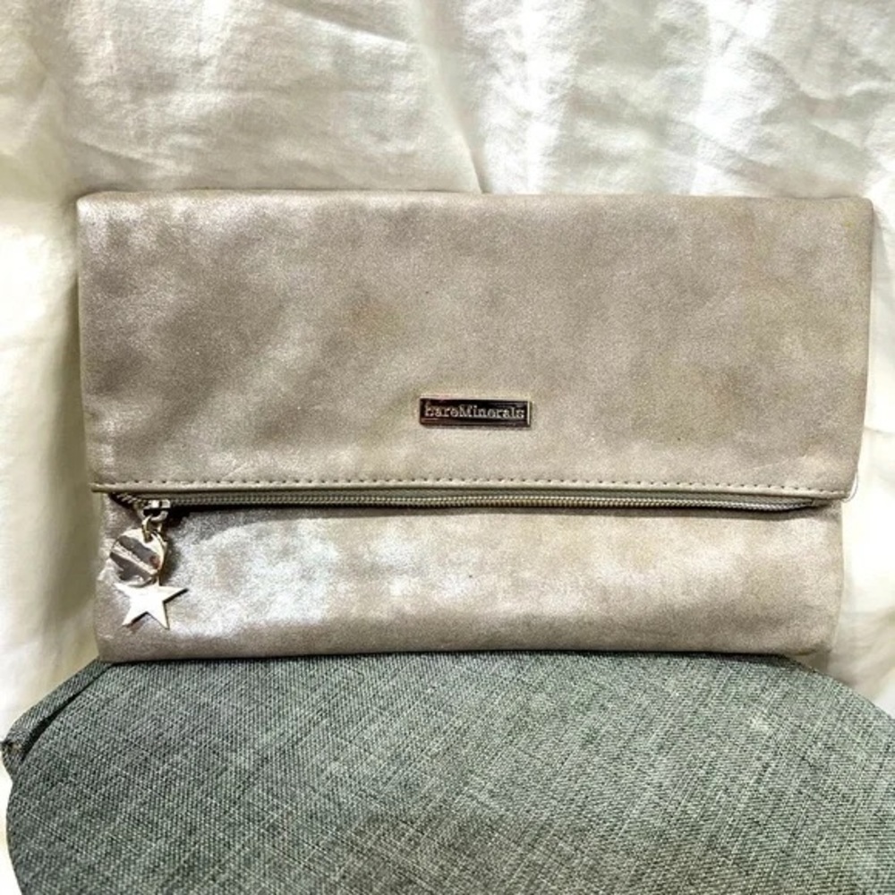 Allure Metallic Silver Wristlet